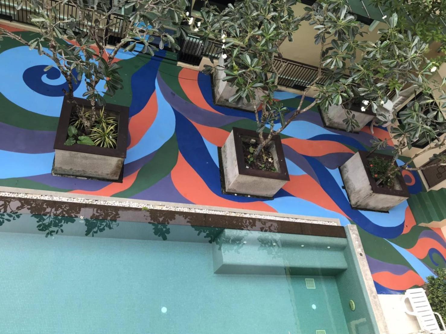 Royal Waves Hotel Patong Екстер'єр фото